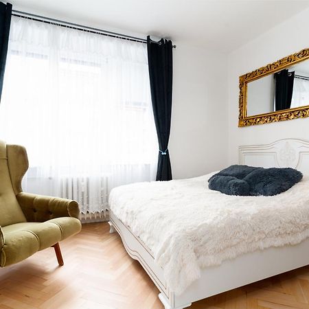 Kingdom Of 3 Roses Apartment Prague Exterior photo